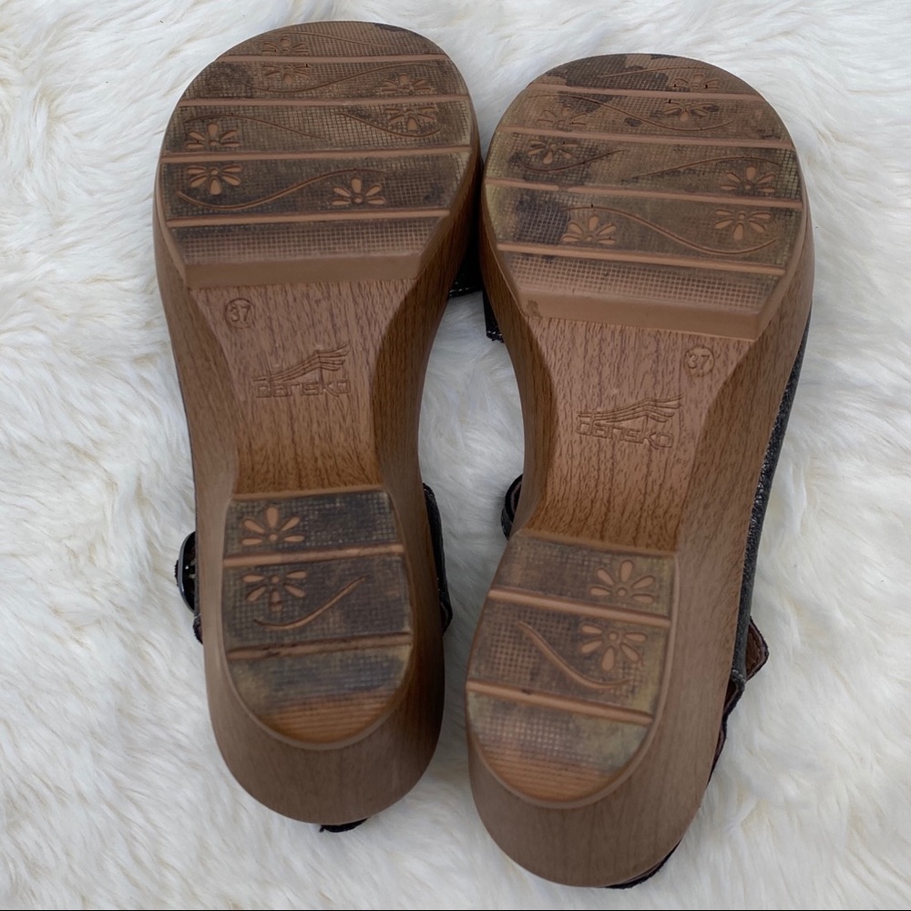 DANSKO Weathered Dark Nickel Strappy Clog Sandals - Picture 8 of 9